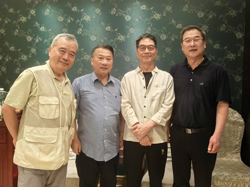 拜會合照